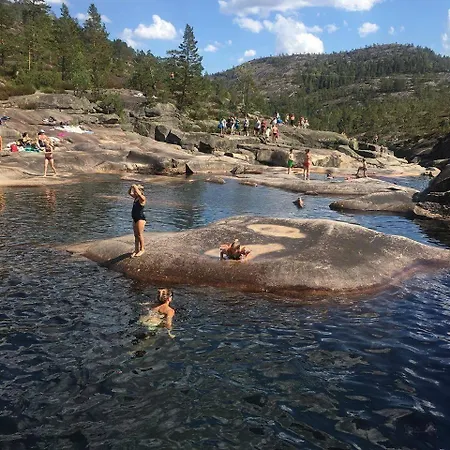 Casa de Férias Ved Nisser Med Egen Strand, Brygge, Peis Og Robat Til Fri Bruk *