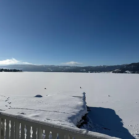 Ved Nisser Med Egen Strand, Brygge, Peis Og Robat Til Fri Bruk Kyrkjebygdi